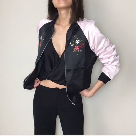 CHICBOMB - Picture 4 of 6